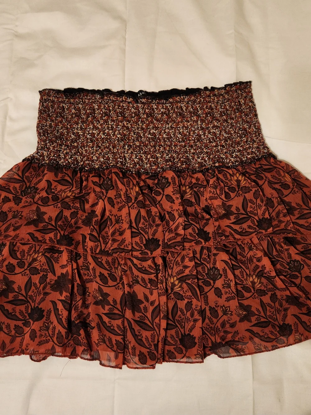 Boot Barn, Ash & Violet Size XL Ruffled Skirt - Picture 1 of 6